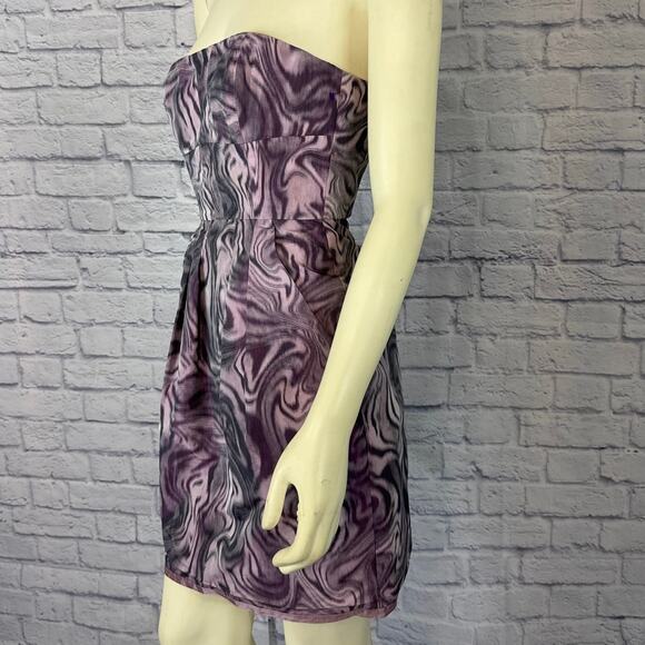 BCBGMaxAzria “Martina” Strapless Cocktail Dress purple and pink size 02 - Picture 8 of 12
